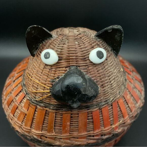 Vintage Chinese Cat Basket - Picture 8 of 13